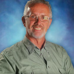 PETER-MACGARLANE-DIRECTOR-(1) PETER-MACGARLANE-DIRECTOR-(1)